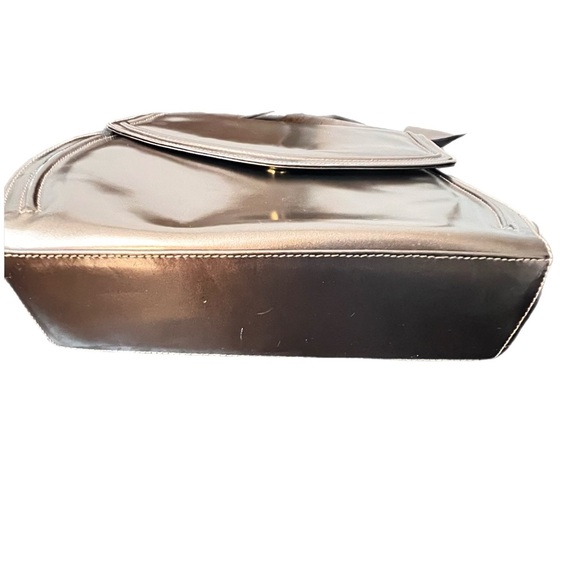 Salvatore Ferragamo Elegant Brown Leather Shoulder Bag - Picture 2 of 9